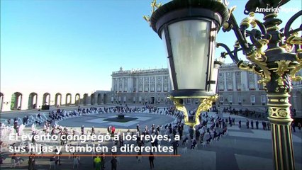 La princesa Leonor le 'ordena' al Rey de España ponerse el tapabocas