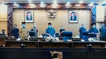 VIral !!! disosmed ,Pejabat Negara Joged Pinguin Dance