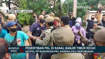 Penertiban PKL di Bantaran BKT Diwarnai Aksi Saling Dorong dengan Satpol PP
