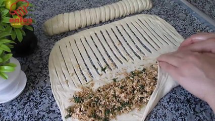 DİKKATLERİ ÜZERİNE ÇEKECEK BU KATMERE BAYILACAKSINIZ KAT KAT ÇITIR ÇITIR TAVUKLU KATMER BÖREĞİ✔