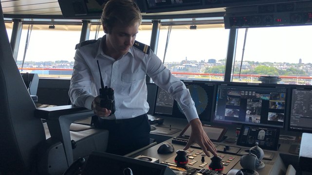 Escale inaugurale du navire de croisière de luxe Jacques Cartier