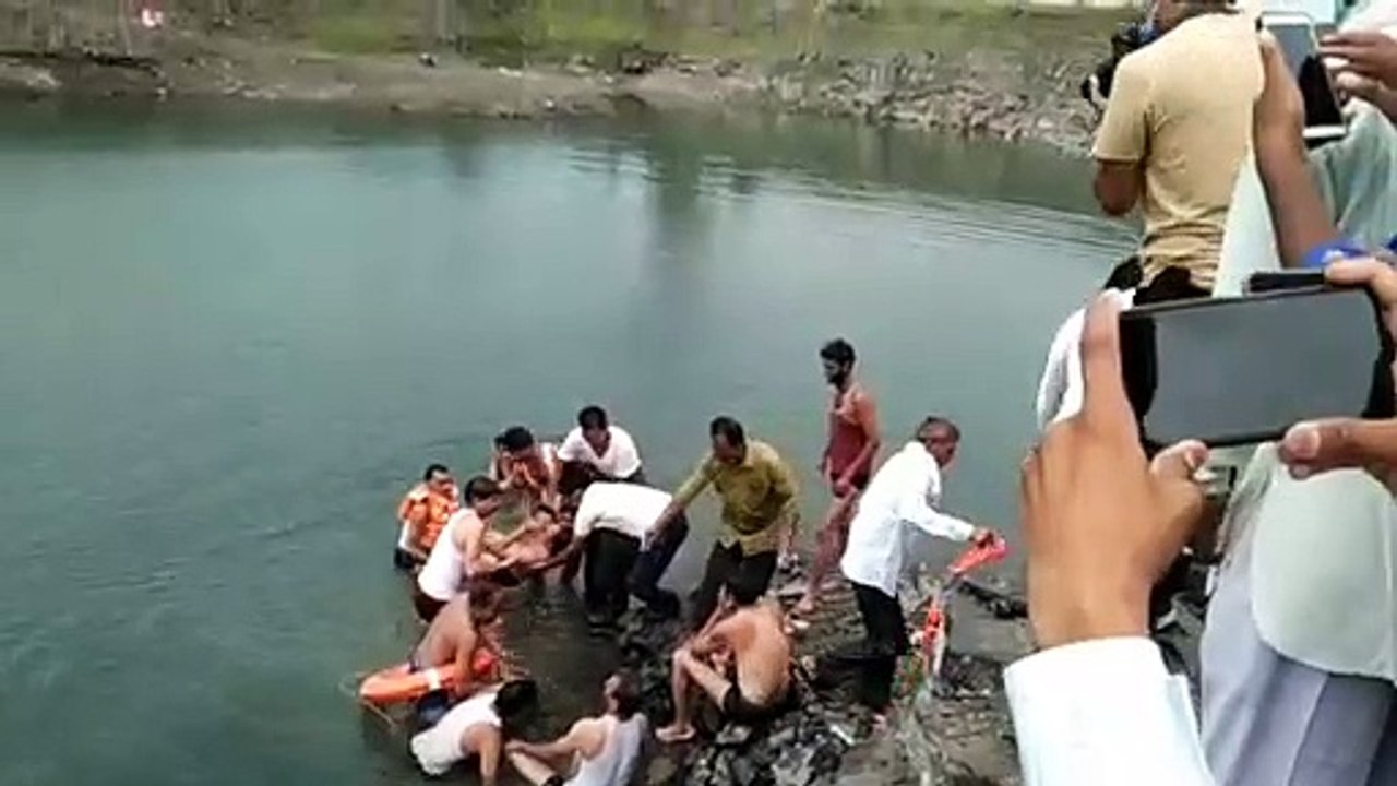 खदान में डूबने से 21 वर्षीय युवक की मौत, चार युवक तैरकर बाहर निकले
