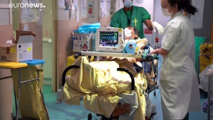 La France durcit le ton sur le port du masque dans un contexte épidémique fragile