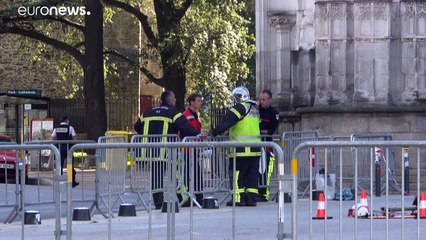 Suspeito de fogo posto na catedral de Nantes sai em liberdade