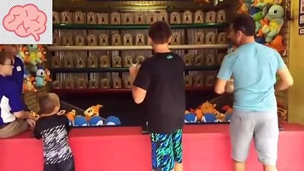 FUNNY FAILS, FALLS AND ANIMALS