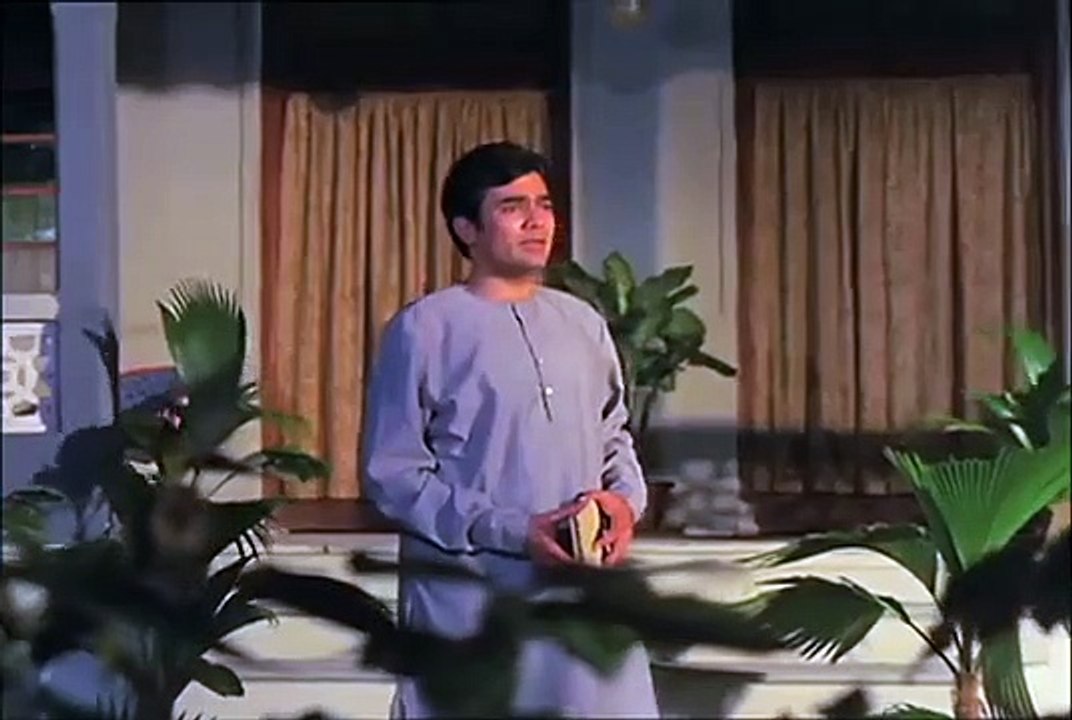 Anand | Official Trailer |  Rajesh Khanna | Amitabh Bachchan | Sumita Sanyal