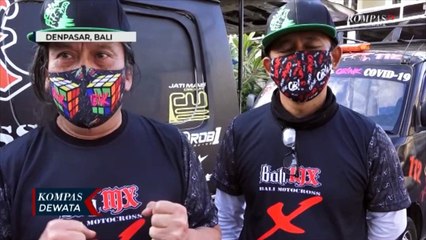 Kendaraan Polisi Sterilisasi Untuk Protokol Keamanan Polisi