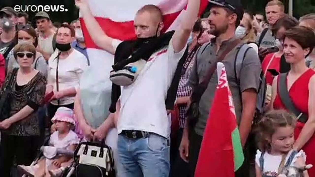 Bielorussia: opposizione in piazza per sostenere Svetlana Tikhanovskaya