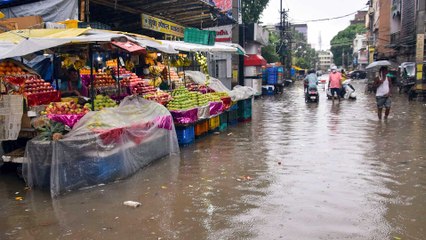 Patna: One hour of rainfall waterlogged the whole city
