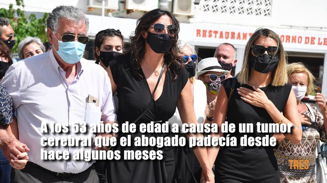 Paz Padilla, rota de dolor en el último adiós a su marido, Antonio Juan Vidal