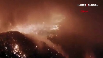 Patlayan yanardağın alev topları etrafa saçıldı