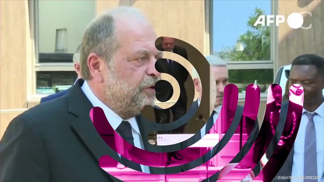 Eric Dupond-Moretti : pourquoi il a en partie été élevé par sa grand-mère