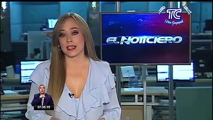 Agentes de la Comisión de Tránsito colaboran con limpieza en las playas ecuatorianas