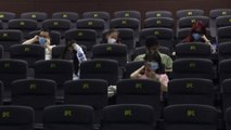 Coronavirus: les cinémas chinois rouvrent avec un protocole sanitaire strict