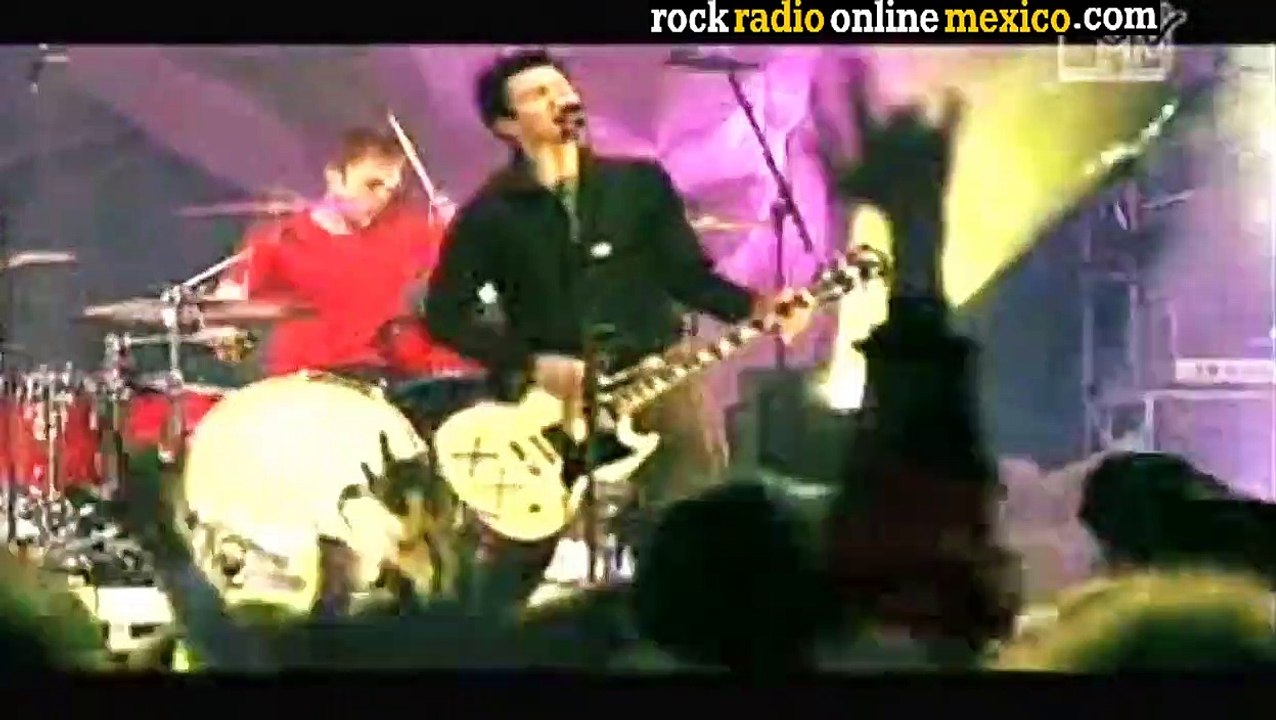 Sum 41 - Over My Head (Better Off Dead) (Live)
