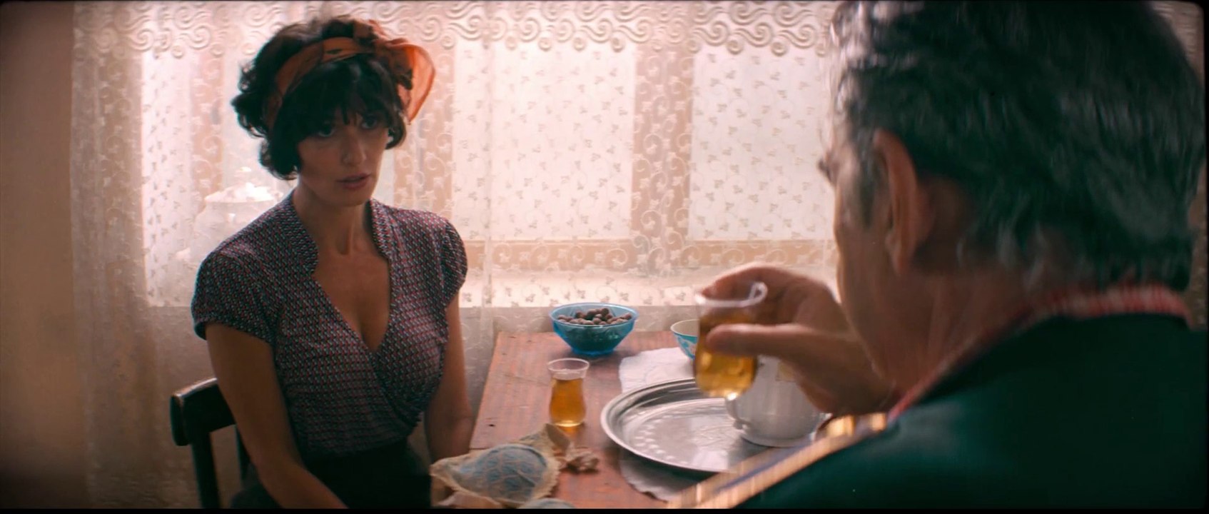 The Bra - Tráiler oficial
