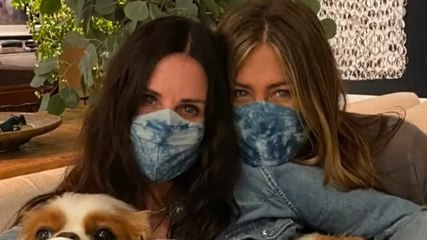 Jennifer Aniston and Courteney Cox Shared Their Friend’s COVID-19 Battle