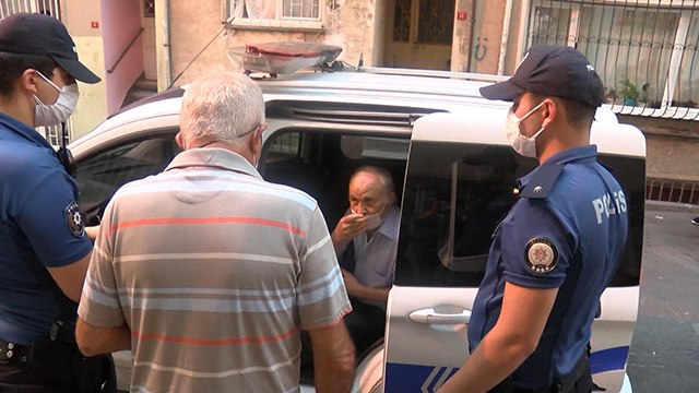 Kardeşinin çürümüş cesediyle günlerce aynı evde yaşadı, haberim yoktu dedi