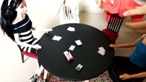 Card Game Barbie - Card game play Barbie Dolls with snacks