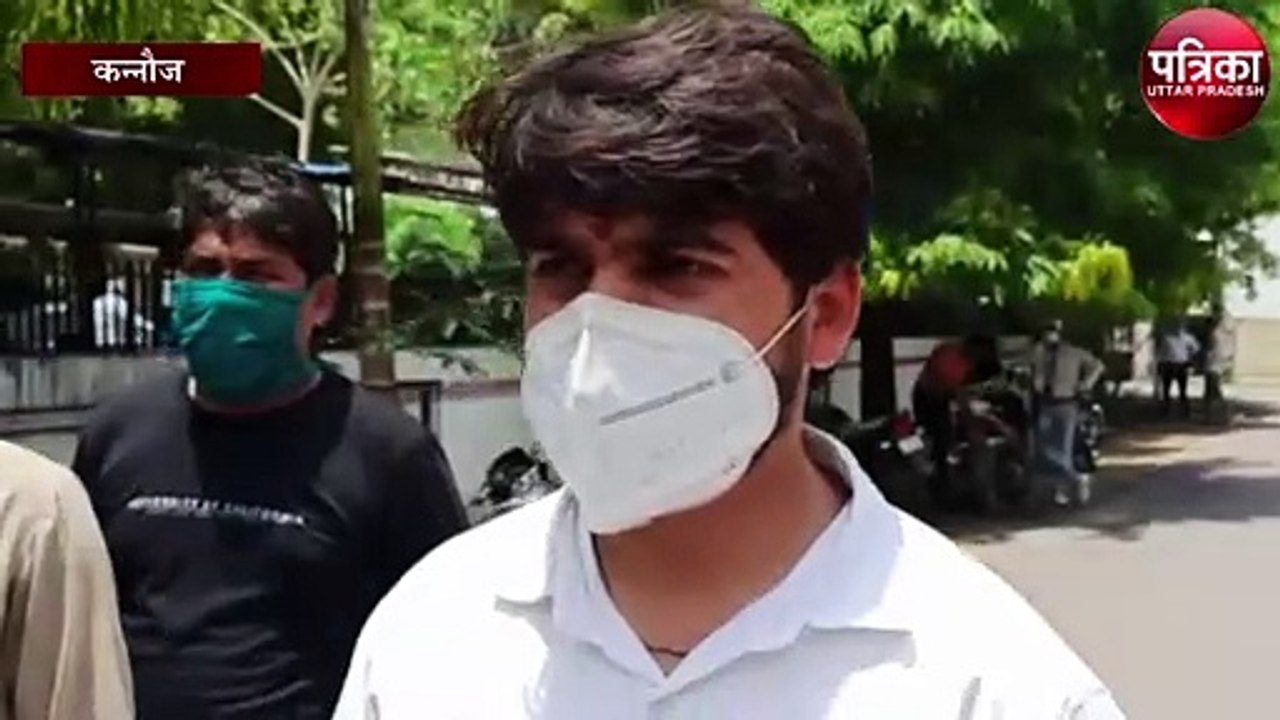 बारिश से हुए नुकसान की भरपाई के लिए जिला प्रशासन से गुहार