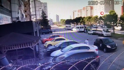 Servis aracını beklerken dehşeti yaşadı