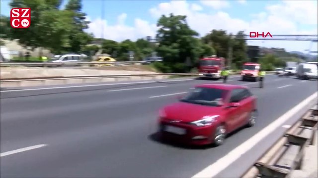 Fatih Sultan Mehmet köprüsü çıkışında araç yangını