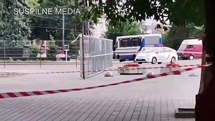 الافراج عن جميع الرهائن المحتجزين في حافلة في اوكرانيا