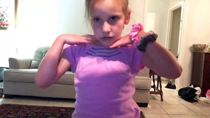 Sophia Fazendo Ginástica Vídeo  (1)