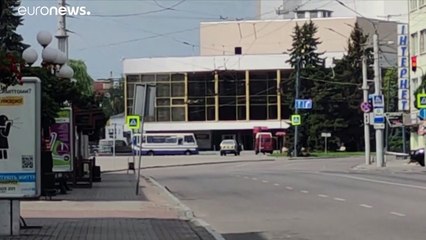 La policía ucraniana libera a los 13 pasajeros de un autobús secuestrado en la ciudad de Lutsk