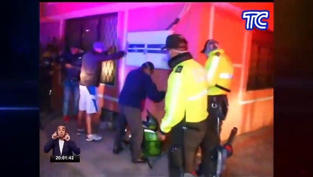 Descubren fiesta clandestina de menores en Quito