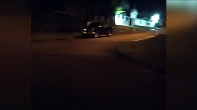 Morador reclama de lâmpadas queimadas em postes na Rua Alcir da Mota
