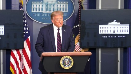 Trump cambia de tono ante la pandemia de coronavirus tras perder terreno en los sondeos