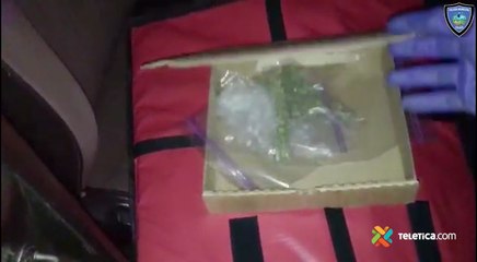 tn7-Policía-sorprende-a-repartidor-qu- llevaba-marihuan-en-vez-de-pizza-210720