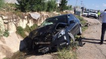 Sinop Valisi'nin içinde bulunduğu otomobil kaza yaptı