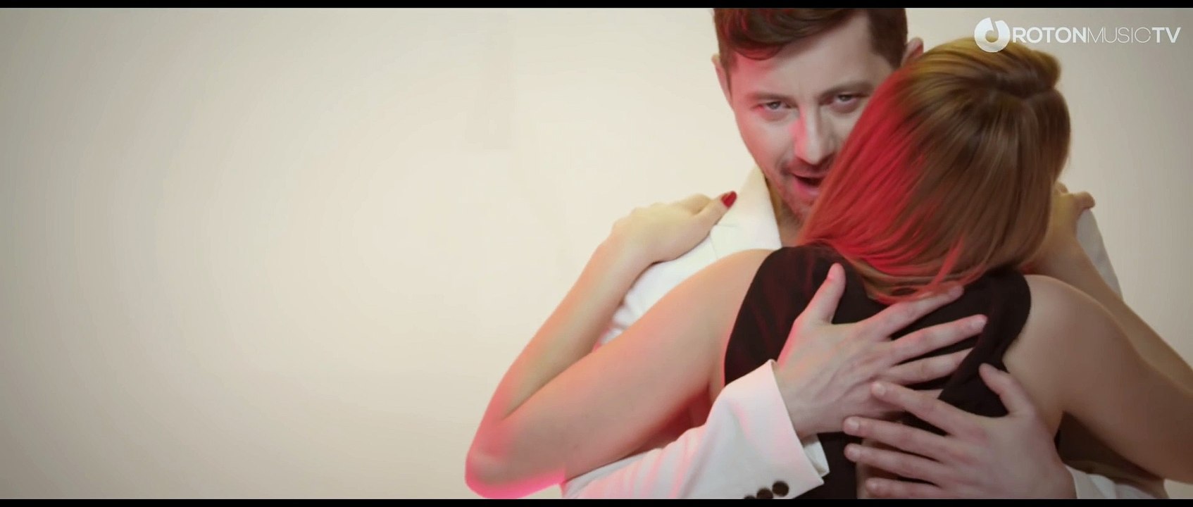 Akcent feat Lidia Buble & DDY Nunes - Kamelia (Official Music Video)