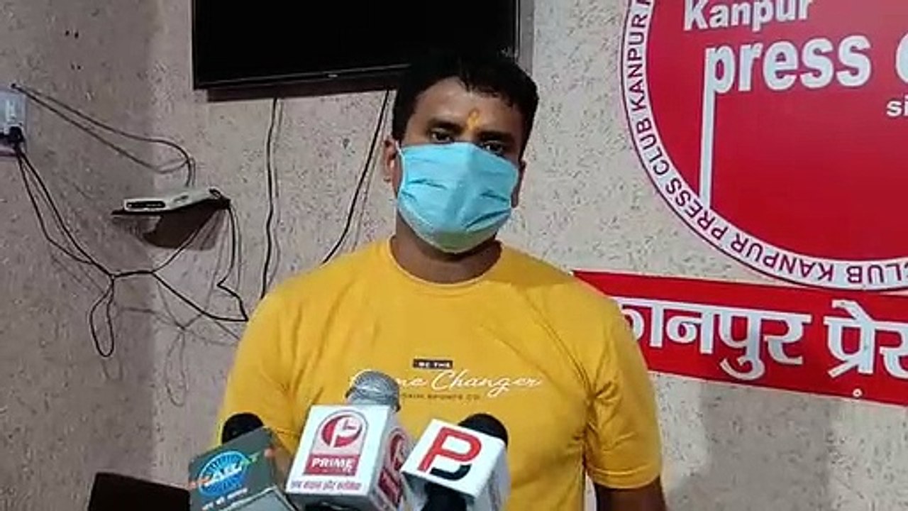 कानपुर: प्रेस क्लब के पत्रकारों ने दिवंगत पत्रकार को दी श्रद्धांजलि