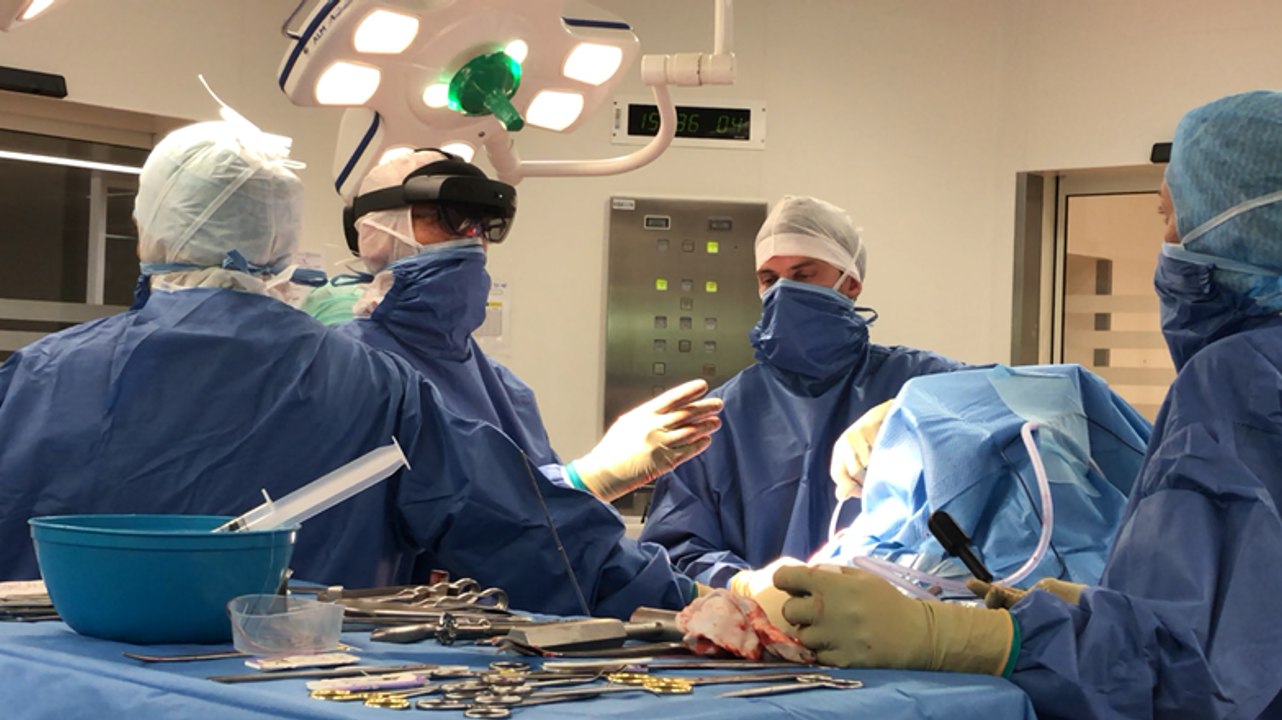 La réalité mixte s’invite dans les blocs opératoires, une première mondiale près de Rennes