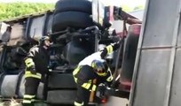 Catania - Autocarro esce di strada e si ribalta vicino base Sigonella (22.07.20)