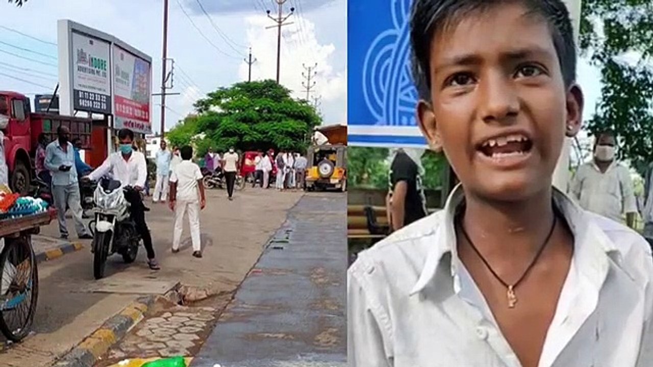 नगर निगम का अमानवीय रूप, नियम नहीं माना तो अंडे बेचने वाले का ठेला पलटाया