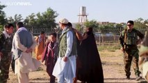 Le ammazzano i genitori, adolescente afghana spara e uccide i due talebani responsabili