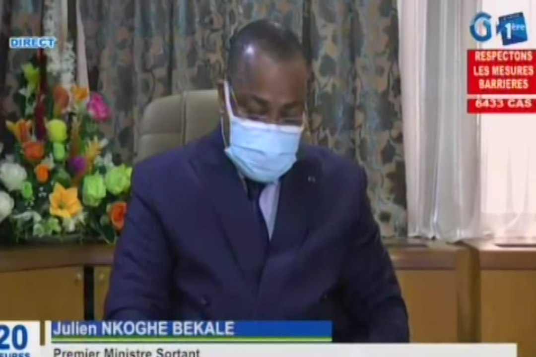 Passation de charge entre Rose Ossouka Raponda et Julien Nkoghe Bekale à la primature de charge entre Rose Ossouka Raponda et Julien Nkoghe Bekale