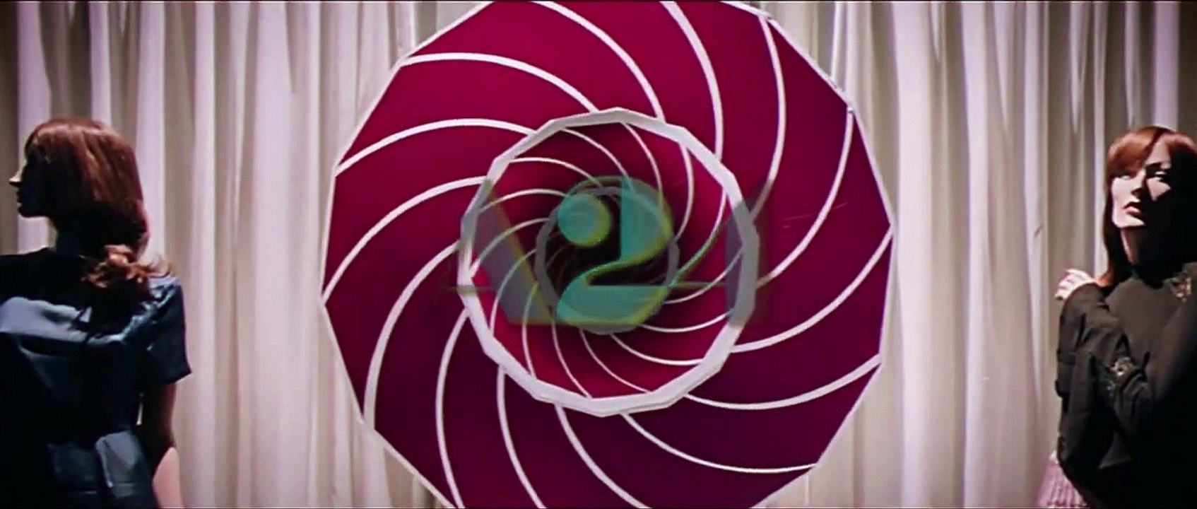 In Fabric Película
