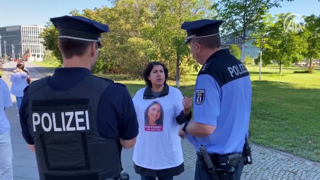 Almanya'da kızı PKK tarafından kaçırılan anne Başbakanlık önündeki eylemini sürdürdü