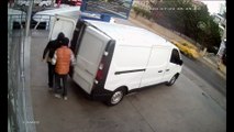 Maltepe'de iş yerinden hırsızlık güvenlik kameralarına yansıdı - İSTANBUL