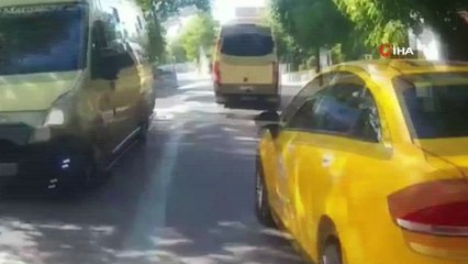 İstanbul’da motosikletlilerin ölümden döndüğü kazalar kamerada