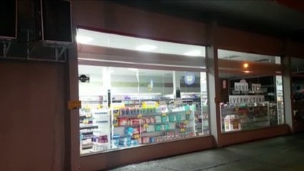 Ladrão invade farmácia pelo telhado e furta dinheiro do cofre
