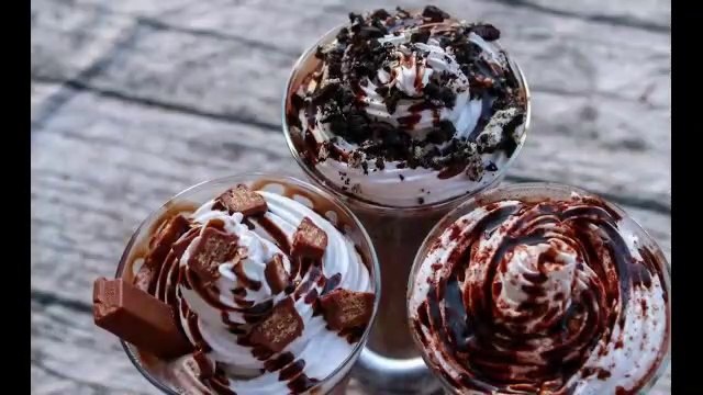 3 Easy Chocolate Shake Recipes | Chocolate, Kitkat and Oreo Shake |How to Make Refreshing Summer Drinks
