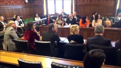 İNGİLİZ PARLAMENTOSUNDA TIP BAYRAMI KONFERANSI