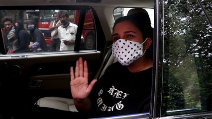 Parineeti Chopra ने मास्क ना पहनने पर Photographer की लगाई क्लास | FilmiBeat