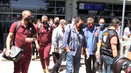 Galatasaray kafilesi Antalya'ya geldi